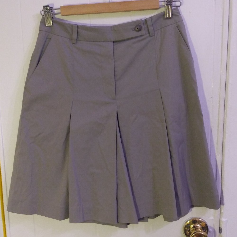 PRADA SKORT GREY 40/6 ITALY NEVER WORN